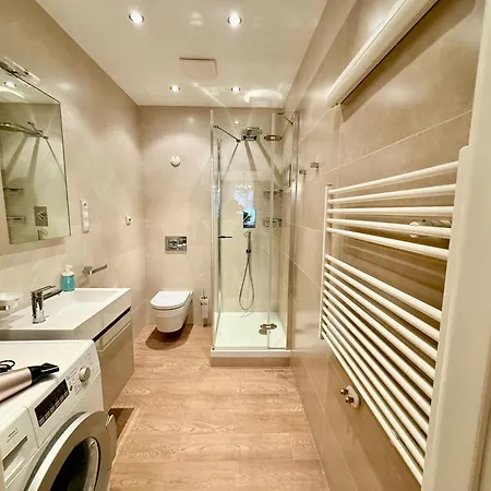 Unique Charles Bridge 2bdr Apartment. アパート プラハ