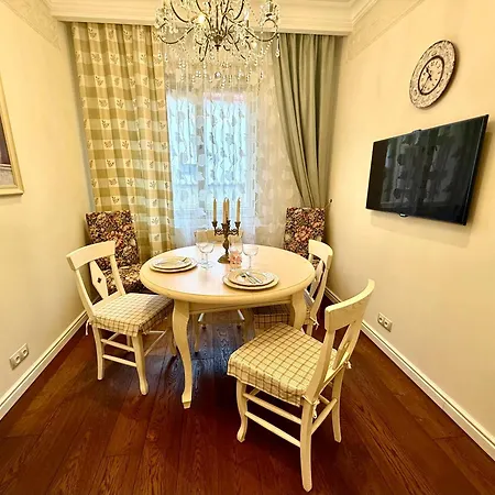 דירה Unique Charles Bridge 2bdr Apartment.