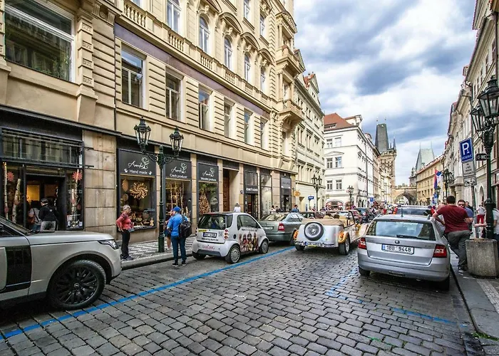 Unique Charles Bridge 2bdr Apartment. Prague
